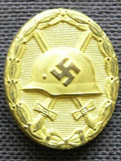 Gold Wound Badge L/11