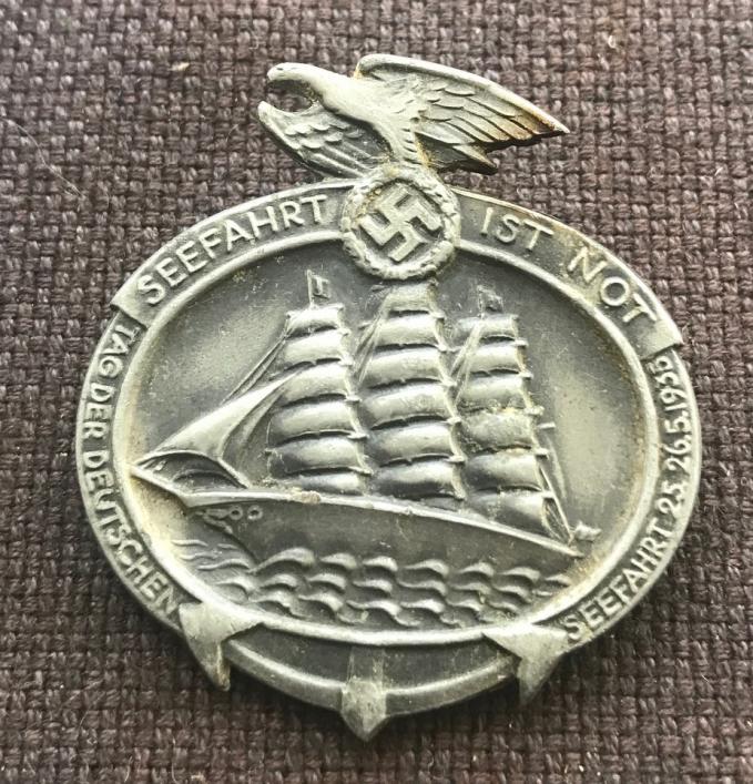 Marine Day Badge , excellent condition , with pin