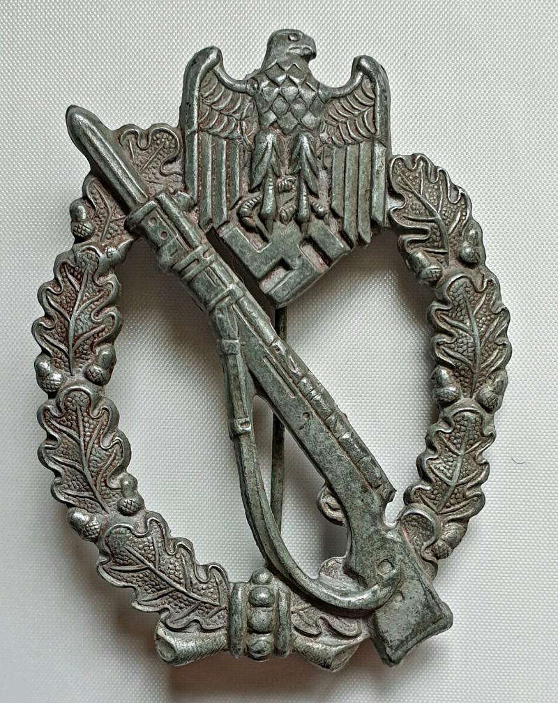 Silver Infantry Assault Badge 