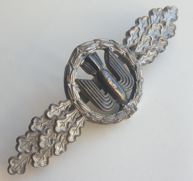 Luftwaffe Silver Bomber Clasp by F&BL