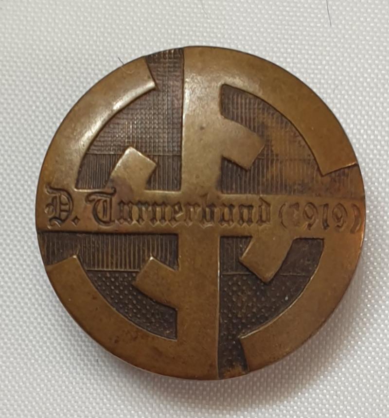 Deutscher Turnerbund 1919 Membership Badge.