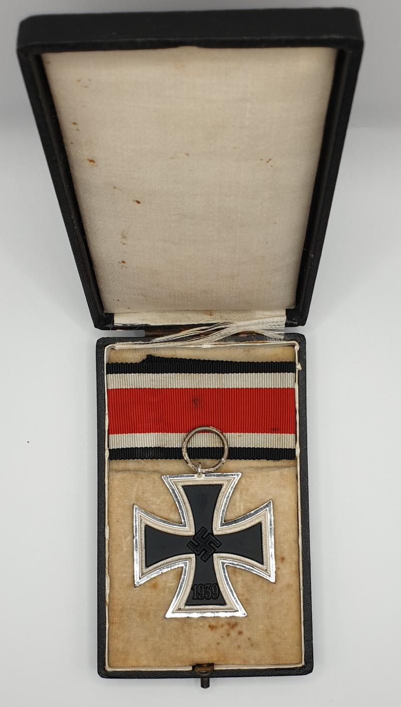1939 Iron Cross Second Class in RK style case.