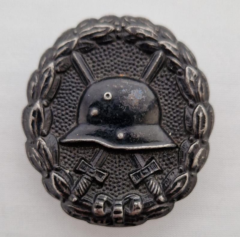 1918 Black Wound Badge.