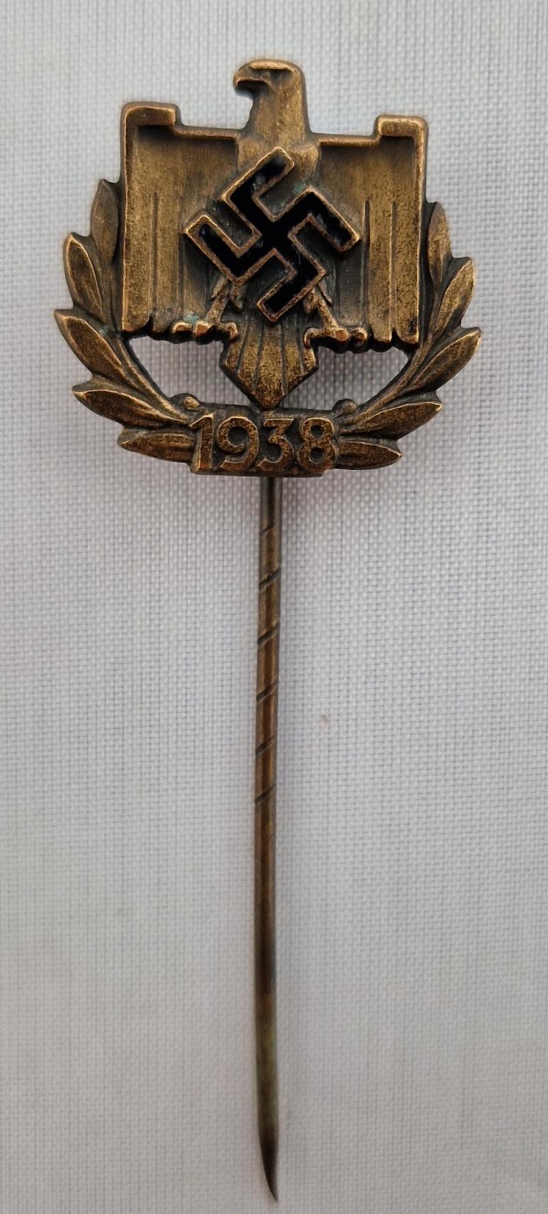 NSRL 1938 Sports Award stickpin.
