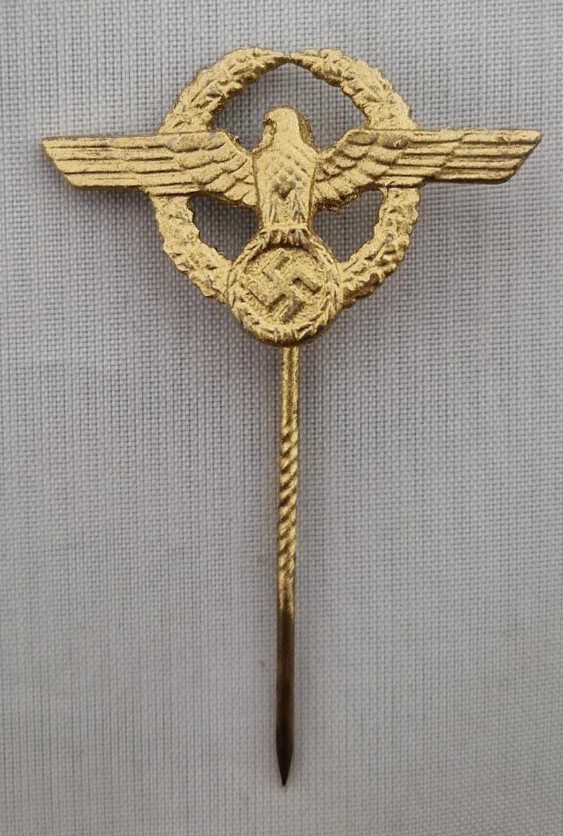 Golden Faithful Service stickpin for civilian employees of the Wehrmacht.