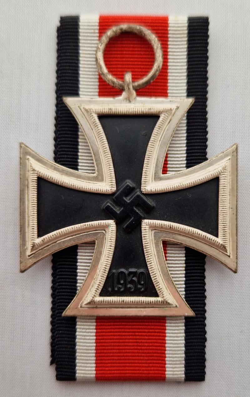 1939 Iron Cross Second Class by Wächtler und Lange Ref:13
