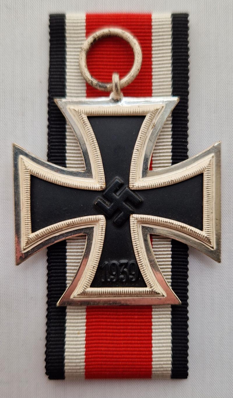 1939 Iron Cross Second Class by Wächtler und Lange Ref:14