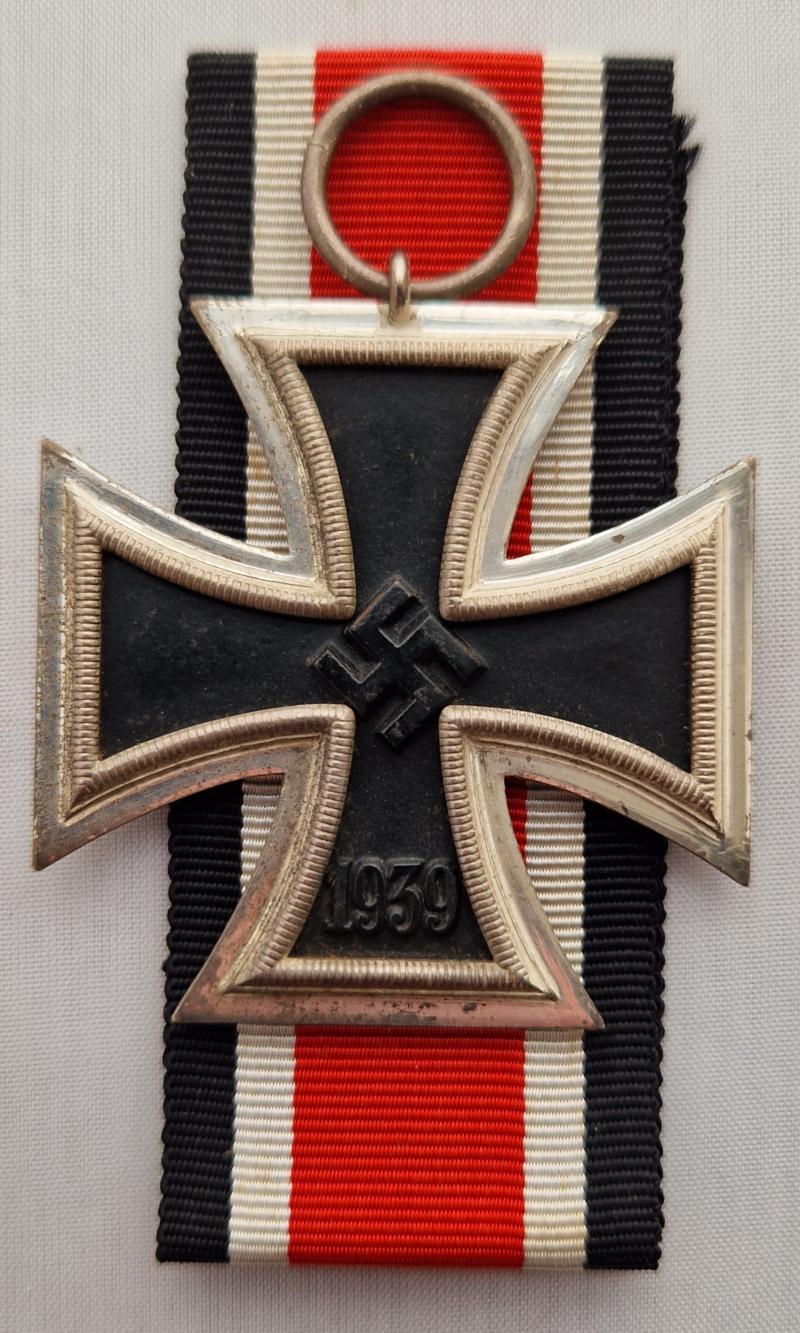 1939 Iron Cross Second Class Ref:27